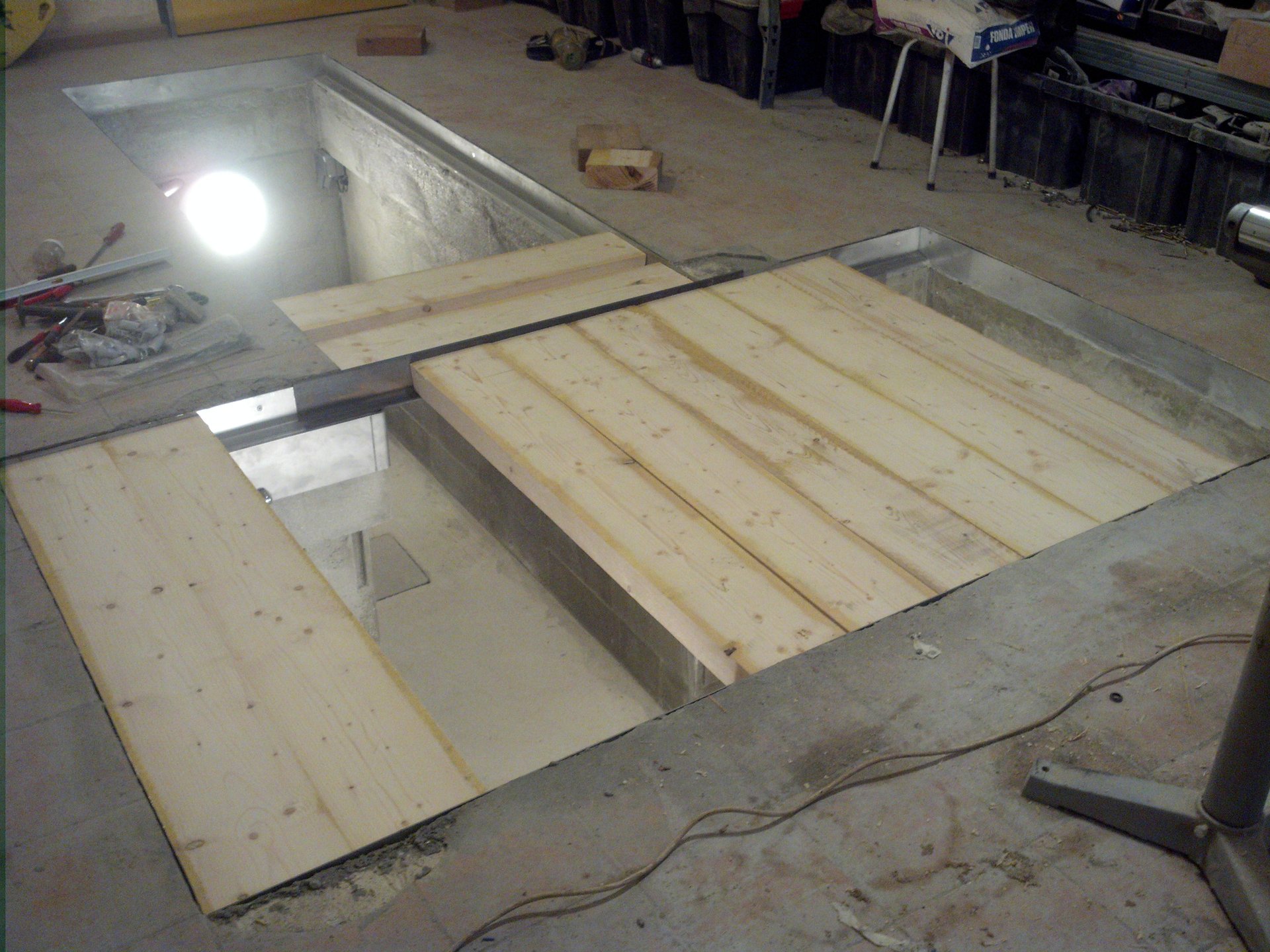 265_fosse_essai_madriers_IMG_20230513_211631