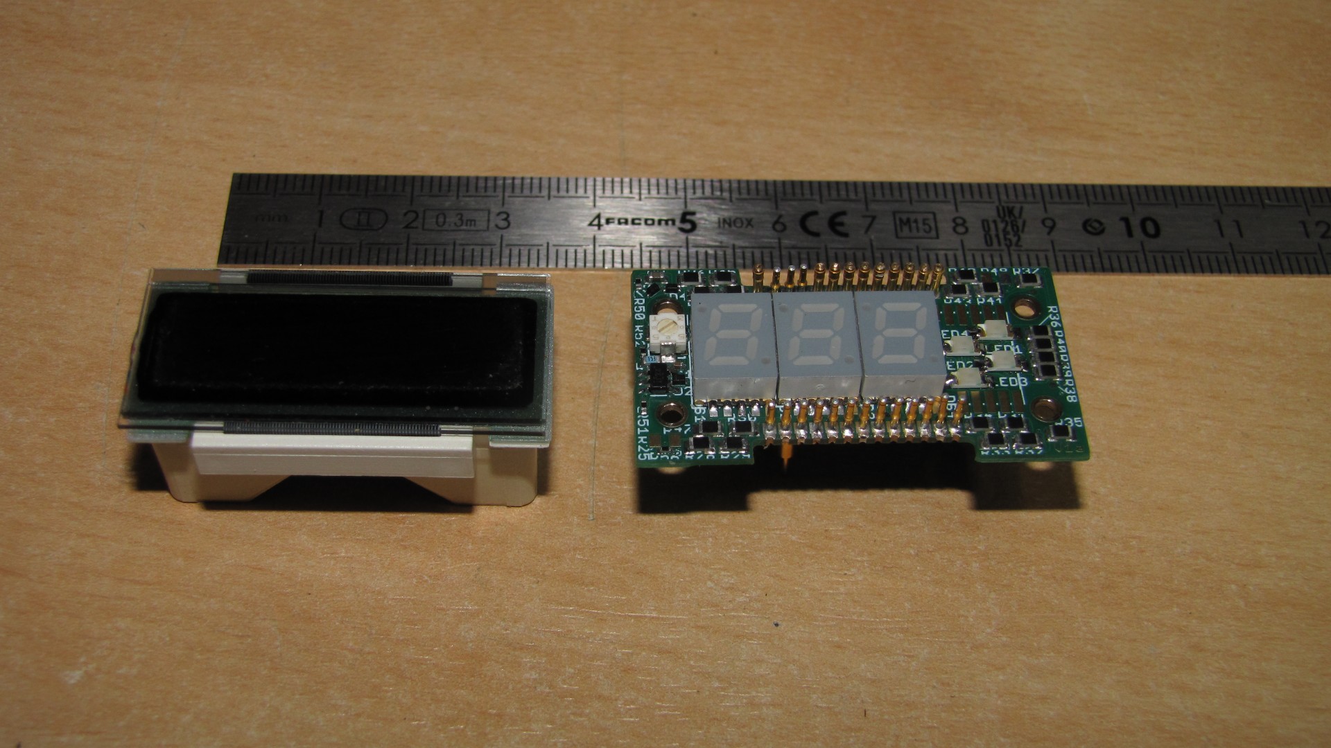 IMG_8517_afficheur_LCD_vs_LED_CX